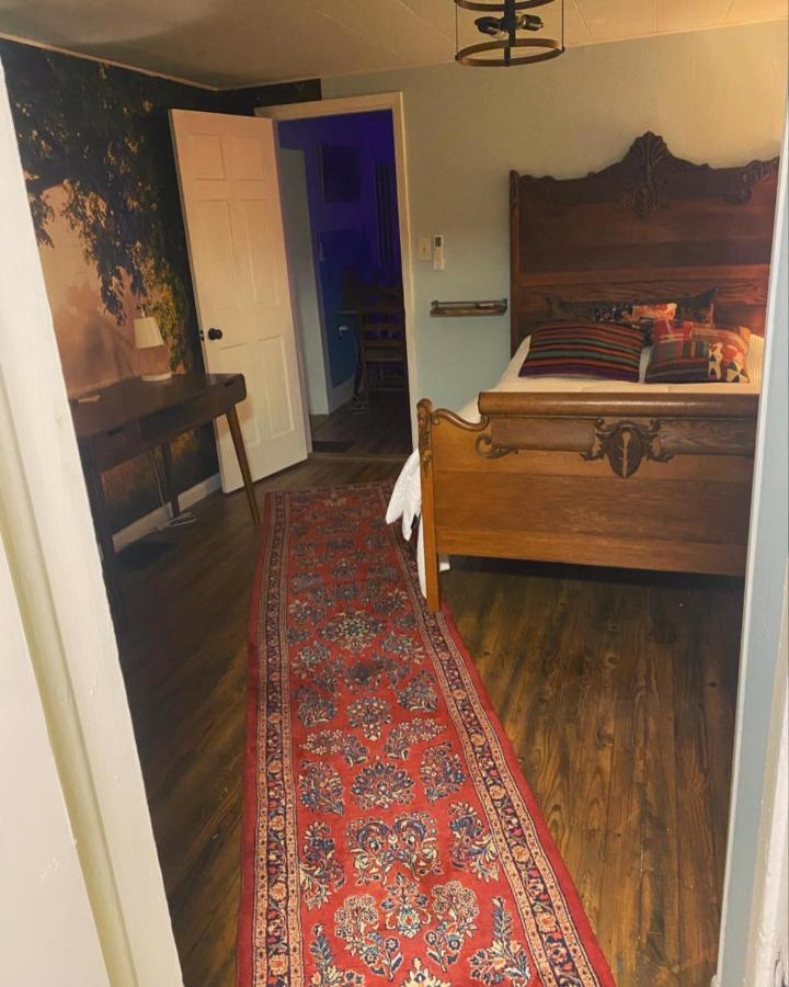 Boho-Chic Retreat - Unit 3 Appartement Bloomington Buitenkant foto